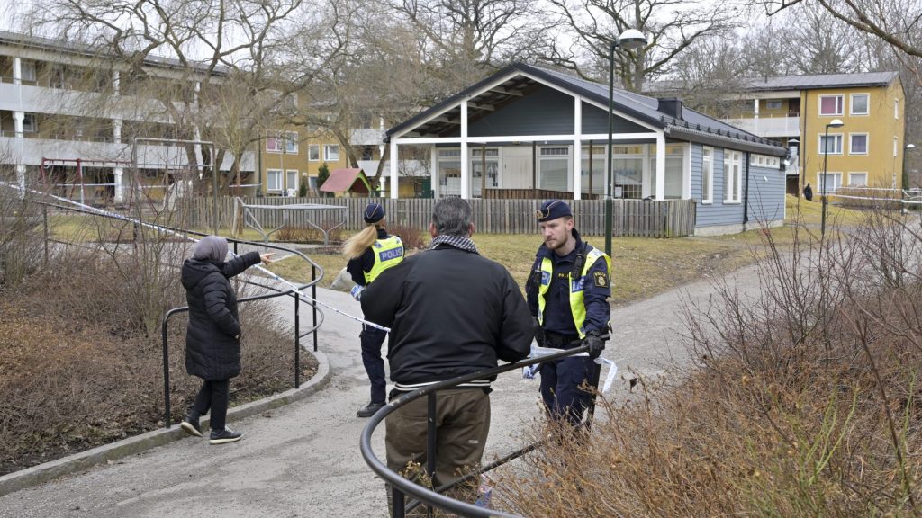 إطلاق نار في خارهولمن
Foto: Anders Wiklund / TT
Foto: Anders Wiklund / TT / Kod 10040