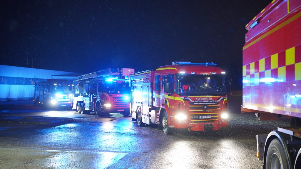NORRKÖPING 2024-03-25
En kraftig detonation inträffade natten mot måndagen vid en port till ett bostadshus i Norrköping.