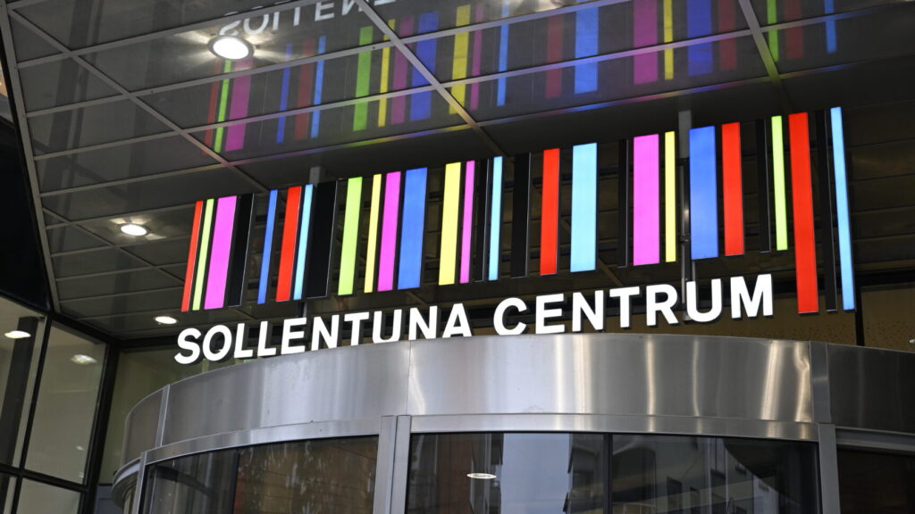 إطلاق نار داخل مركز تجاري في سولينتونا
Foto: Jessica Gow / TT