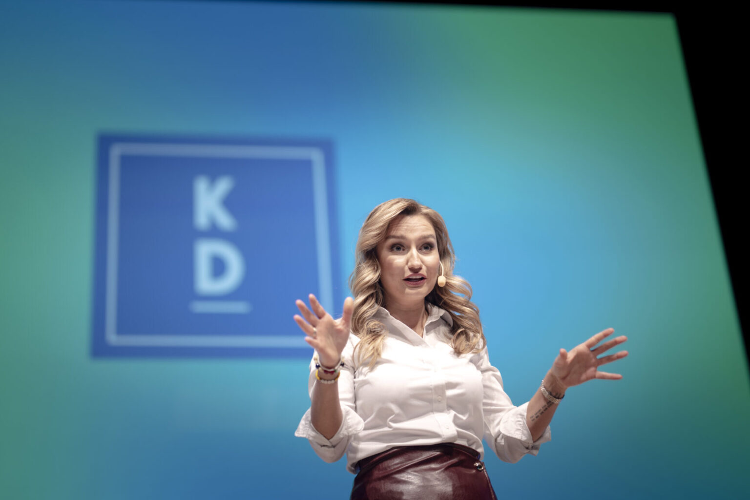 إيبا بوش تبدي استعدادها لإدخال SD إلى الحكومة بعد انتخابات 2026