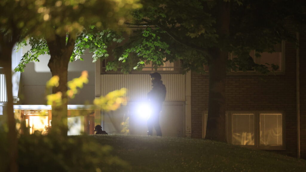 MALMÖ, SVERIGE 20250731
En explosion inträffade i ett flerfamiljshus i Malmö under natten till torsdagen.
Foto: Andreas Hillergren / TT / Kod 10600