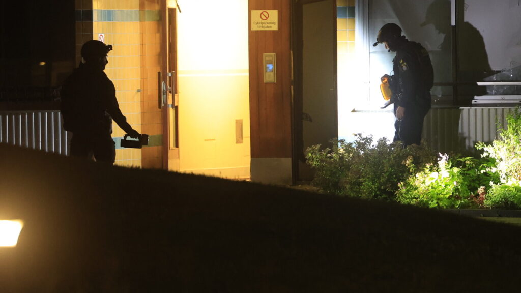 MALMÖ, SVERIGE 20250731
En explosion inträffade i ett flerfamiljshus i Malmö under natten till torsdagen.
Foto: Andreas Hillergren / TT / Kod 10600