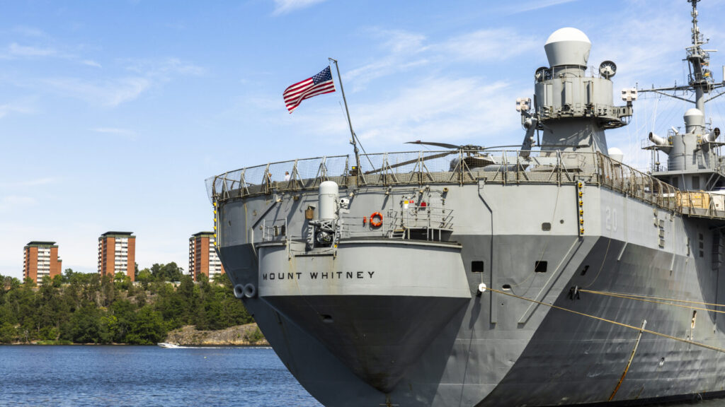 STOCKHOLM, SVERIGE 20250702
USS Mount Whitney, ett amerikanskt kommandofartyg som visas upp i Frihamnen, Stockholm.
Foto: Pär Bäckström / TT / Kod 11900