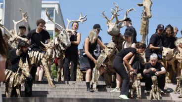 STOCKHOLM, SVERIGE 20250724
Konstprojektet the Herds i Skärholmen.
Foto: Pär Bäckström / TT / Kod 11900