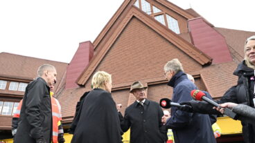 الملك خلال نقل كنيسة كيرونا
Foto: Fredrik Sandberg / TT 