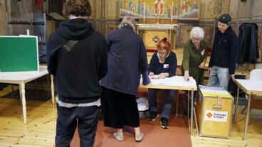 STOCKHOLM, SVERIGE 20250921
Vallokalen i Allhelgonakyrkan på Södermalm i Stockholm när vallokalerna för kyrkovalet 2025 öppnade på söndag förmiddag.
Foto: Nicklas Thegerström / TT / Kod 12038