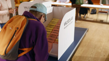 STOCKHOLM, SVERIGE 20250921
Vallokalen i Allhelgonakyrkan på Södermalm i Stockholm när vallokalerna för kyrkovalet 2025 öppnade på söndag förmiddag.
Foto: Nicklas Thegerström / TT / Kod 12038