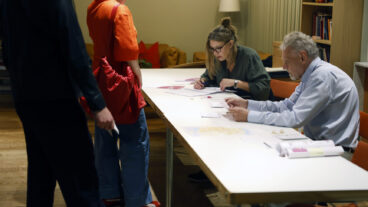 STOCKHOLM, SVERIGE 20250921
Vallokalen i Allhelgonakyrkan på Södermalm i Stockholm när vallokalerna för kyrkovalet 2025 öppnade på söndag förmiddag.
Foto: Nicklas Thegerström / TT / Kod 12038