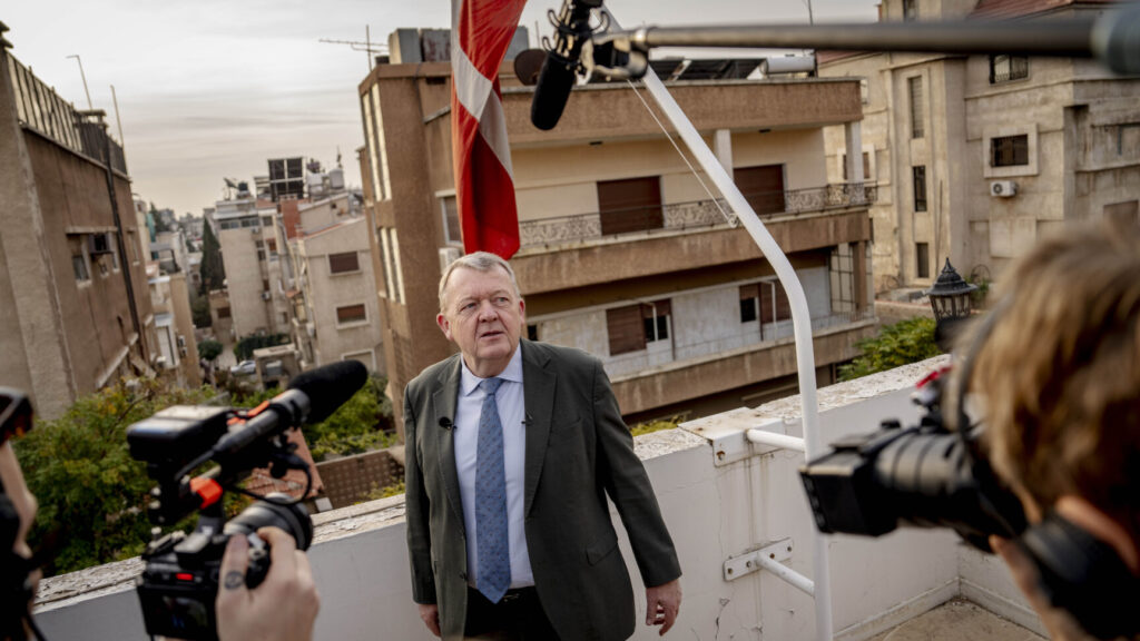 Foreign Minister Lars Løkke Rasmussen (M) visits the Danish Embassy in Damascus, Syria, on Saturday, November 29, 2025. (Photo: Mads Claus Rasmussen/Scanpix 2025)