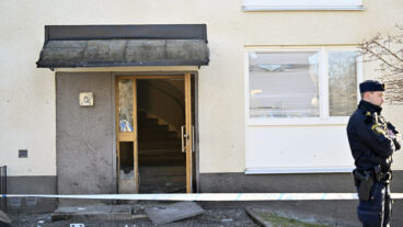 STOCKHOLM , SVERIGE 20260302
Polis och räddningstjänst har larmats om en explosion i Rågsved i södra Stockholm på måndagen.
Foto: Pontus Lundahl / TT / Kod 10050