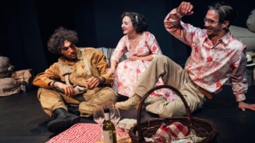 مسرحية “نزهة في أرض المعركة” في روسنغورد - Foto: Malmö Stadsteater