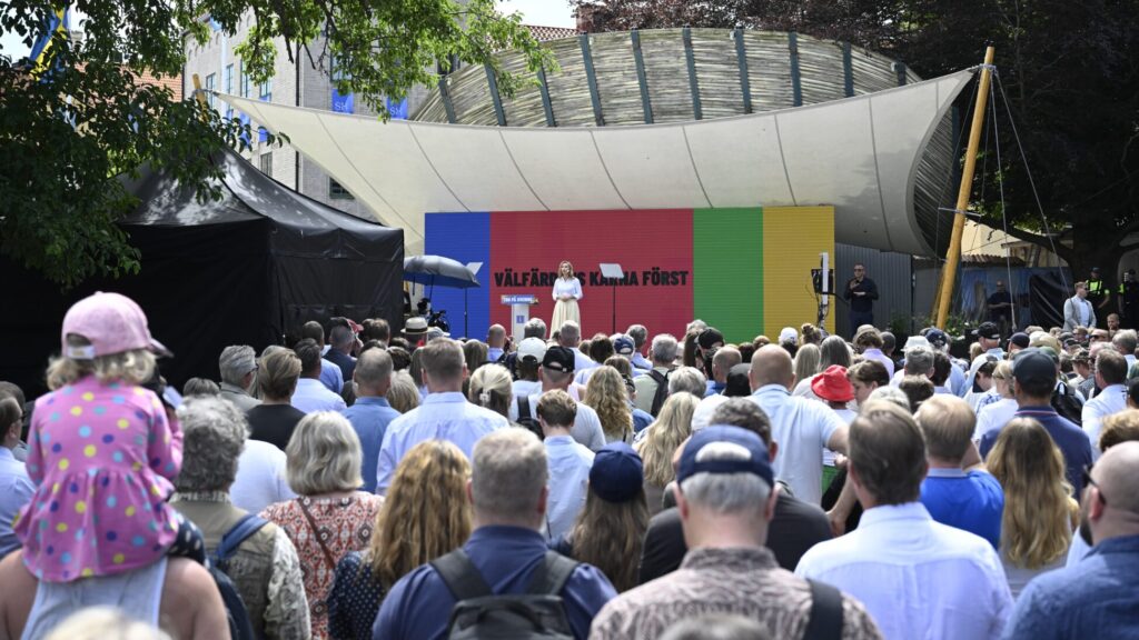 VISBY, SVERIGE 20260623
Kristdemokraternas partiledare Ebba Busch (KD) håller tal när Almedalsveckan inleds på tisdagen.
Foto: Jessica Gow / TT / Kod 10070