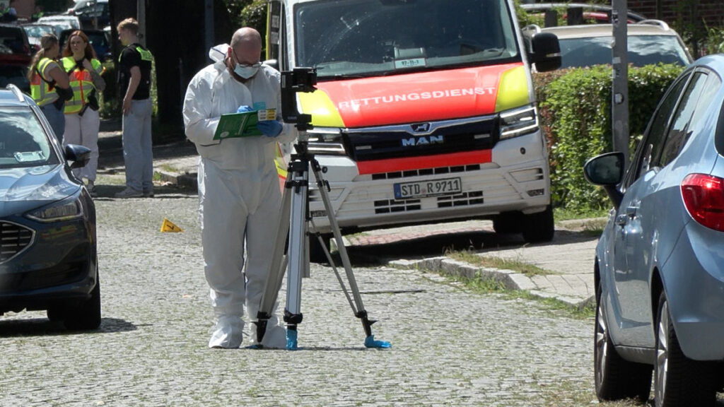 Emergency responders and forensic investigators in Stade, Germany, Monday, June 29, 2026 as police say five people have been killed in a shooting. (Fabian Höfig/NEWS5/dpa via AP) LFP105