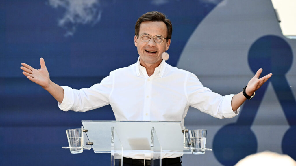 VISBY, SVERIGE 20260626
Moderaternas partiledare Ulf Kristersson (M) håller sitt tal under Almedalsveckan.
Foto: Jessica Gow / TT / Kod 10070