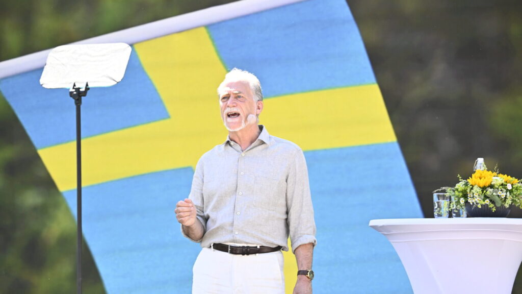 VISBY, SVERIGE 20260625
Miljöpartiets språkrör Daniel Helldén (MP) talar i Almedalen.
Foto: Henrik Montgomery / TT / Kod 10060