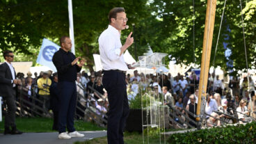 VISBY, SVERIGE 20260626
Moderaternas partiledare Ulf Kristersson (M) håller sitt tal under Almedalsveckan.
Foto: Henrik Montgomery / TT / Kod 10060