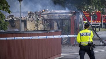 LANDSKRONA
2026-08-22
Räddningstjänsten och polis på plats vid en brand i en förskola på Kvarngatan i centrala Landskrona tidigt på lördagen.
Foto: Johan Nilsson / TT / Kod 50090